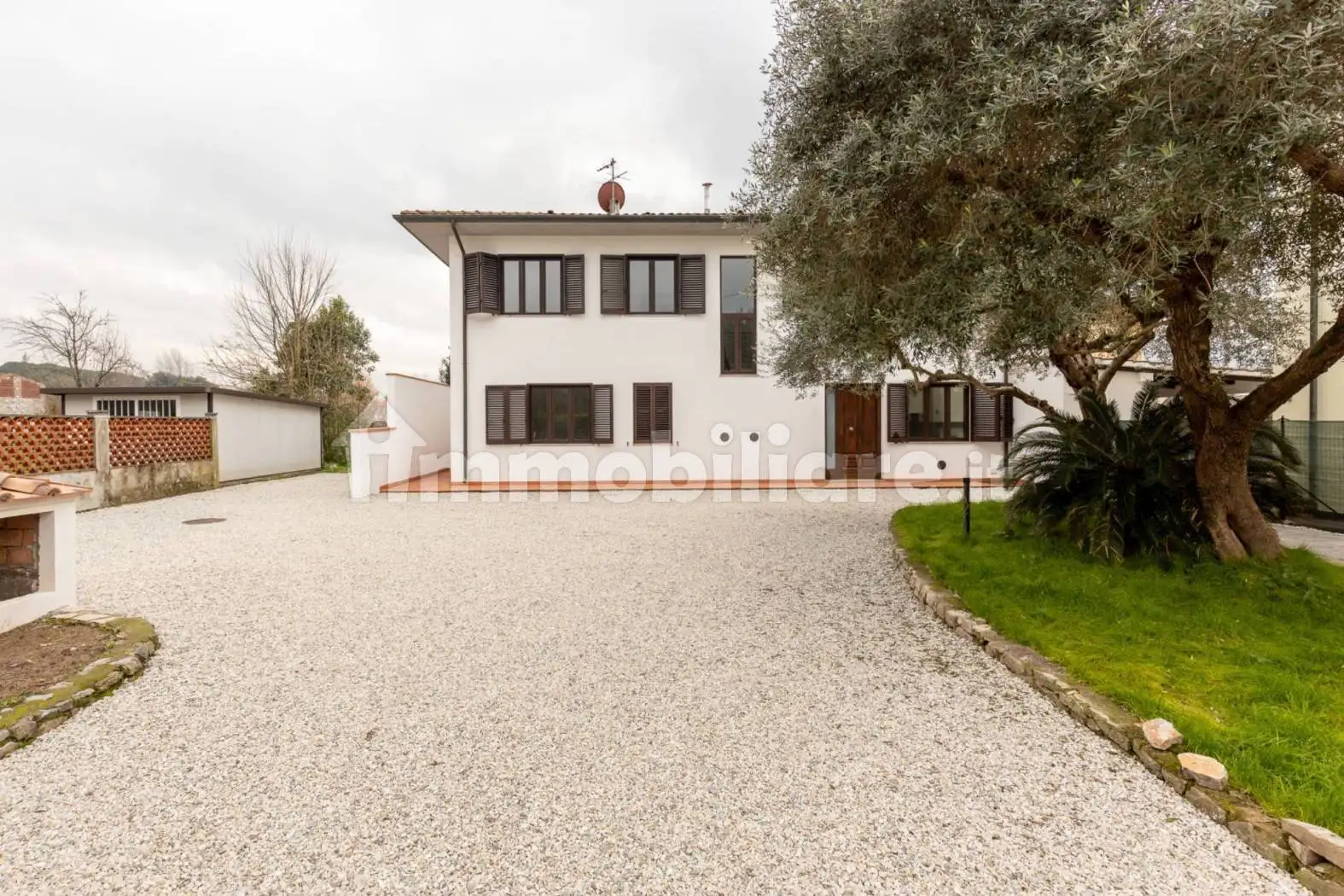 Villa in vendita a Lucca