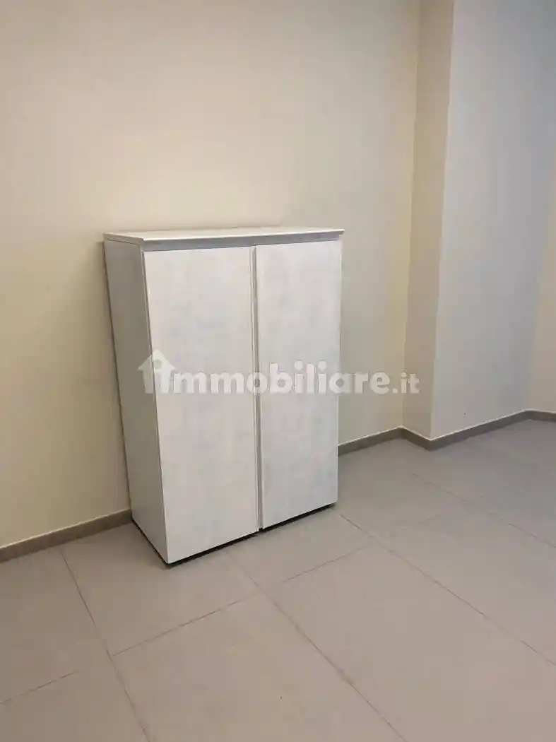 Palazzo - Edificio in Affitto - foto 2