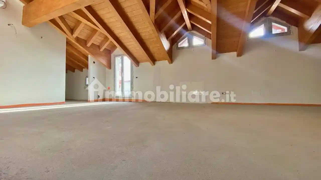 Mansarda via Iv Novembre , 20, Chignolo d'Isola - foto 2