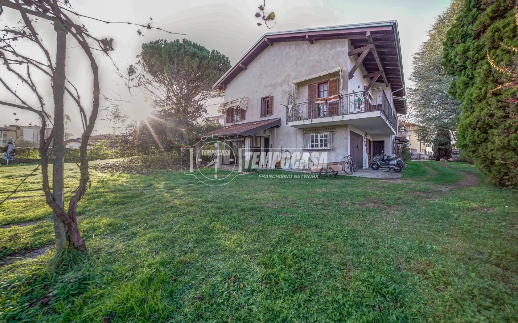 Villa in vendita a Borgomanero