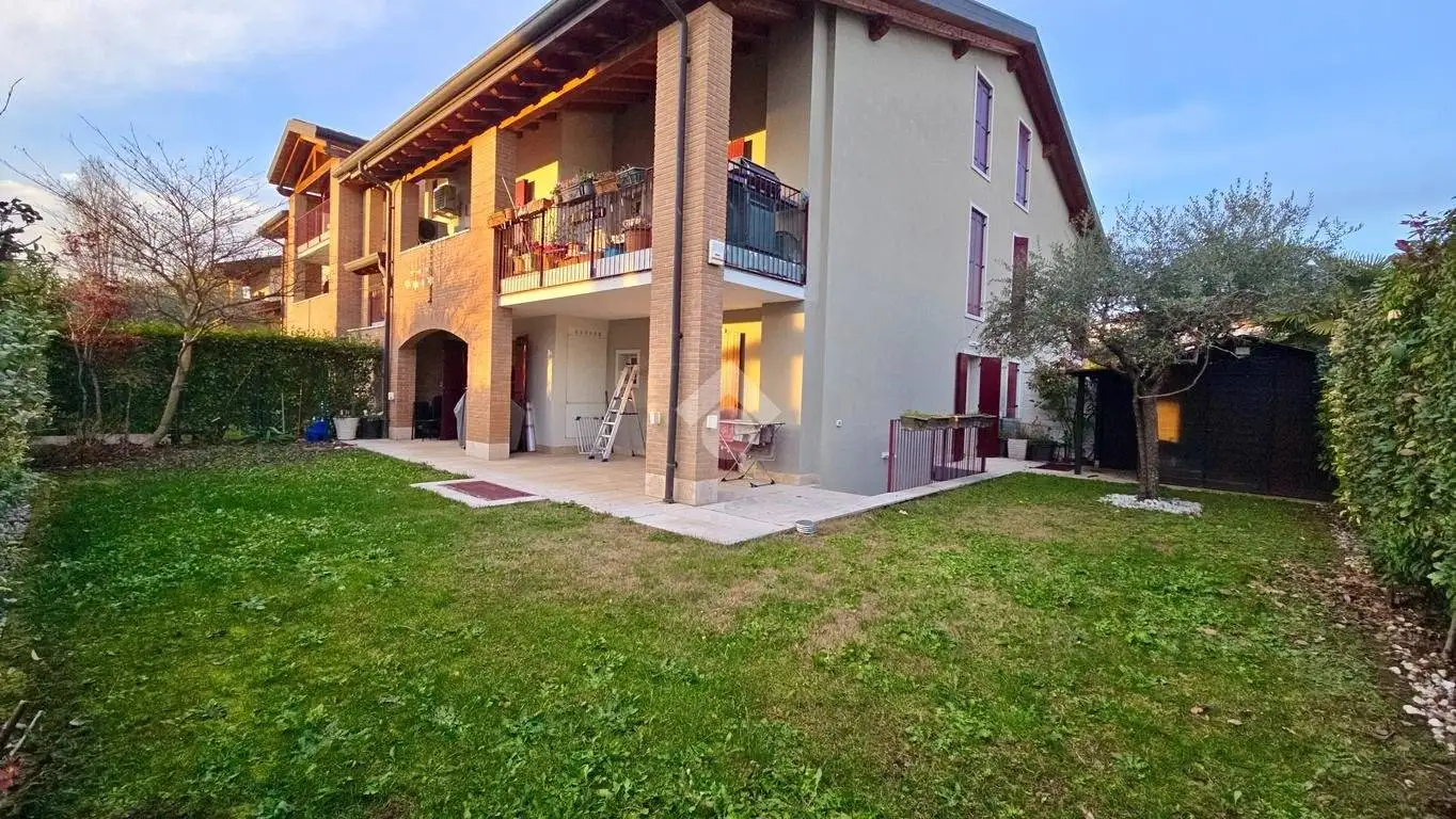 Appartamento in vendita a Pescantina