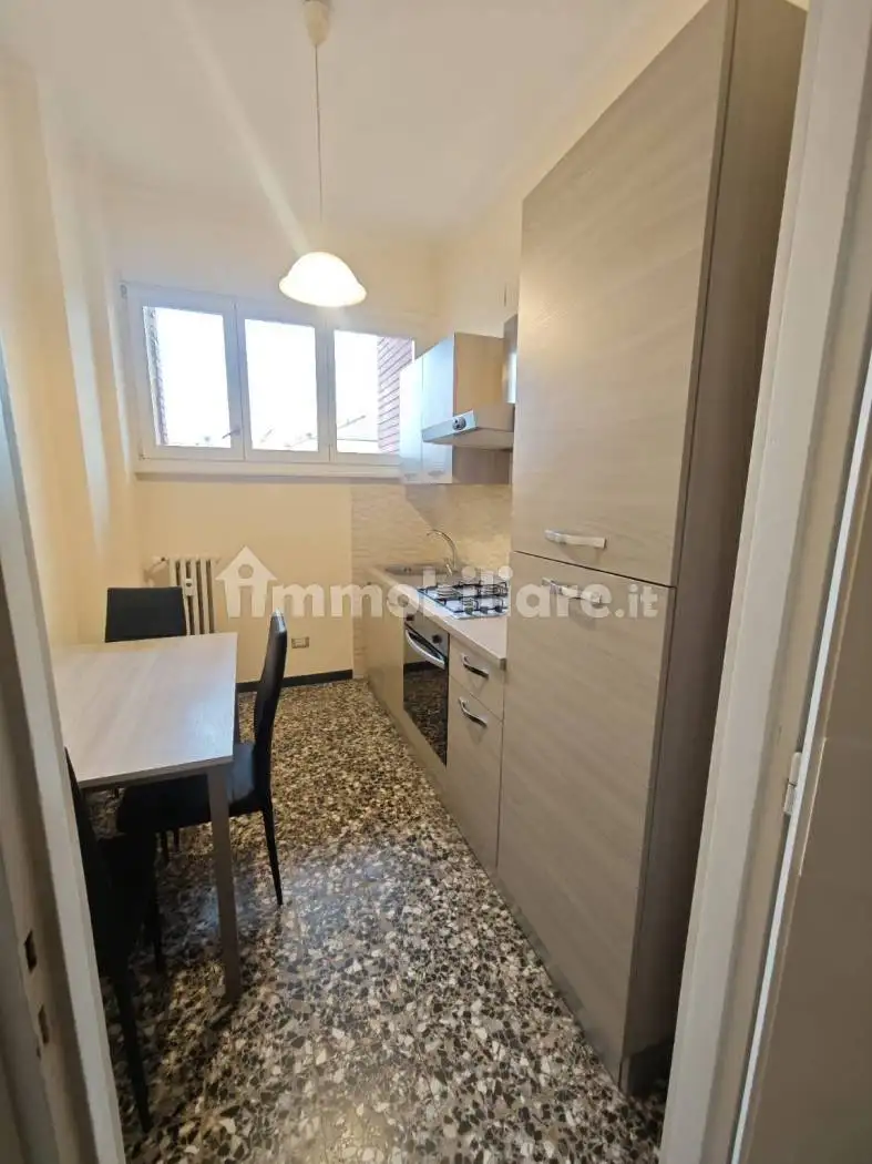 Trilocale via Roccavione, Corso alla Vittoria - Parco della Resistenza, Asti - foto 2