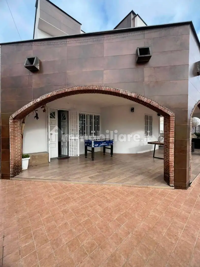 Villa in vendita a Castel Volturno