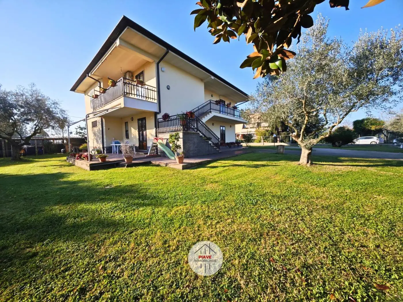 Villa in vendita a Latina