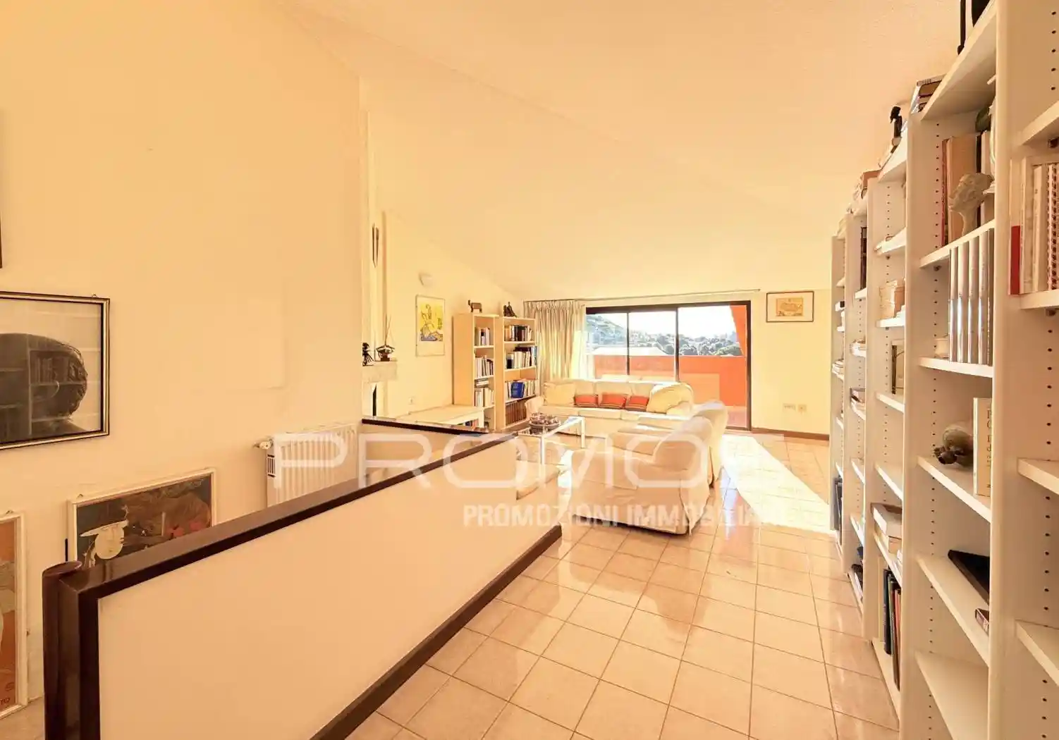 Appartamento buono stato, su più livelli, Quartiere del Sole, Cagliari - foto 4