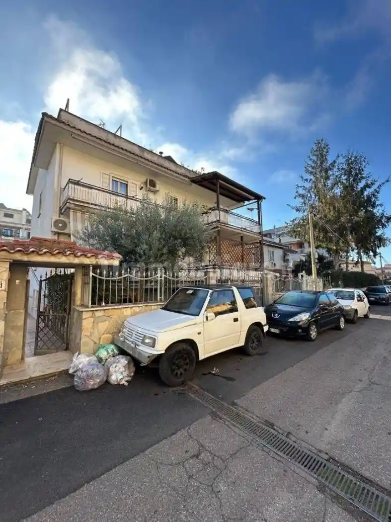 Trilocale via Verginia Tonelli, Casalotti, Roma - foto 3