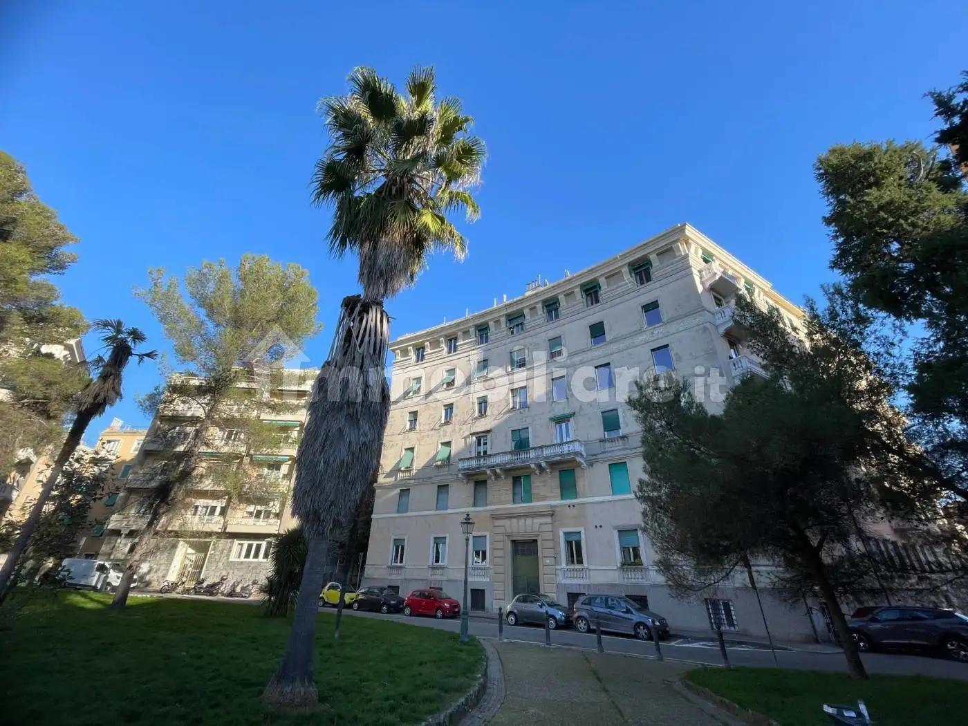 Appartamento in vendita a Genova