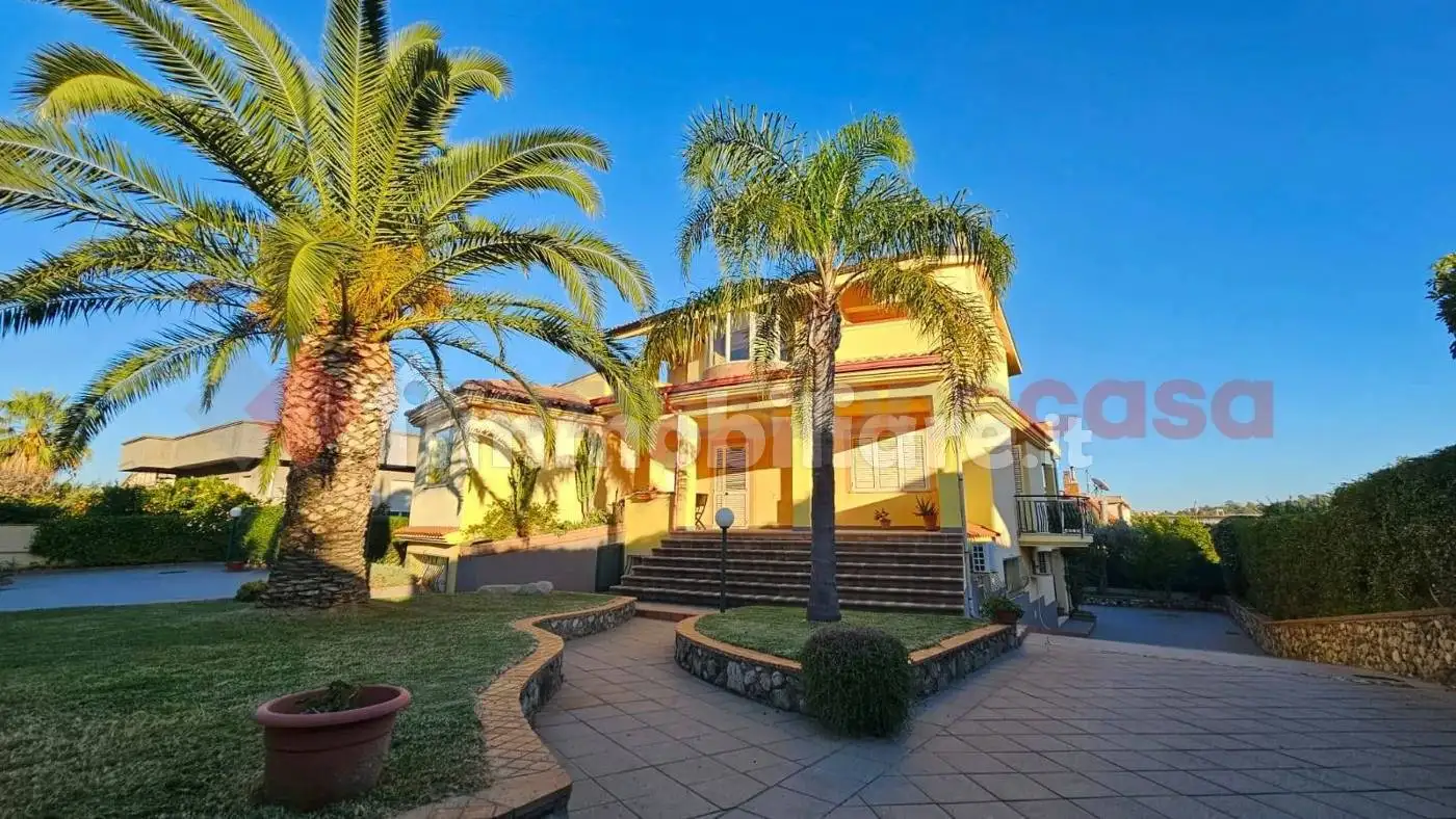 Villa in vendita a Montepaone