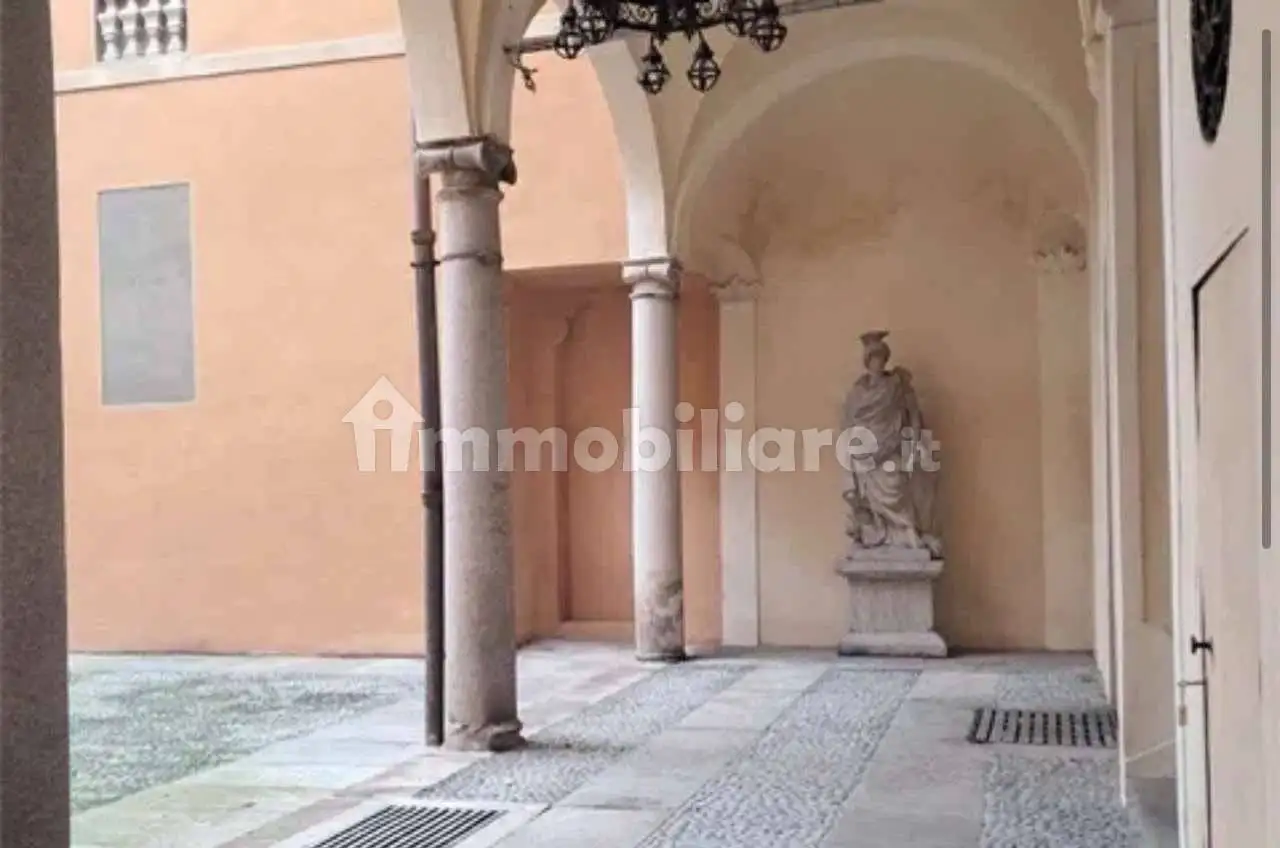 Appartamento in vendita a Piacenza