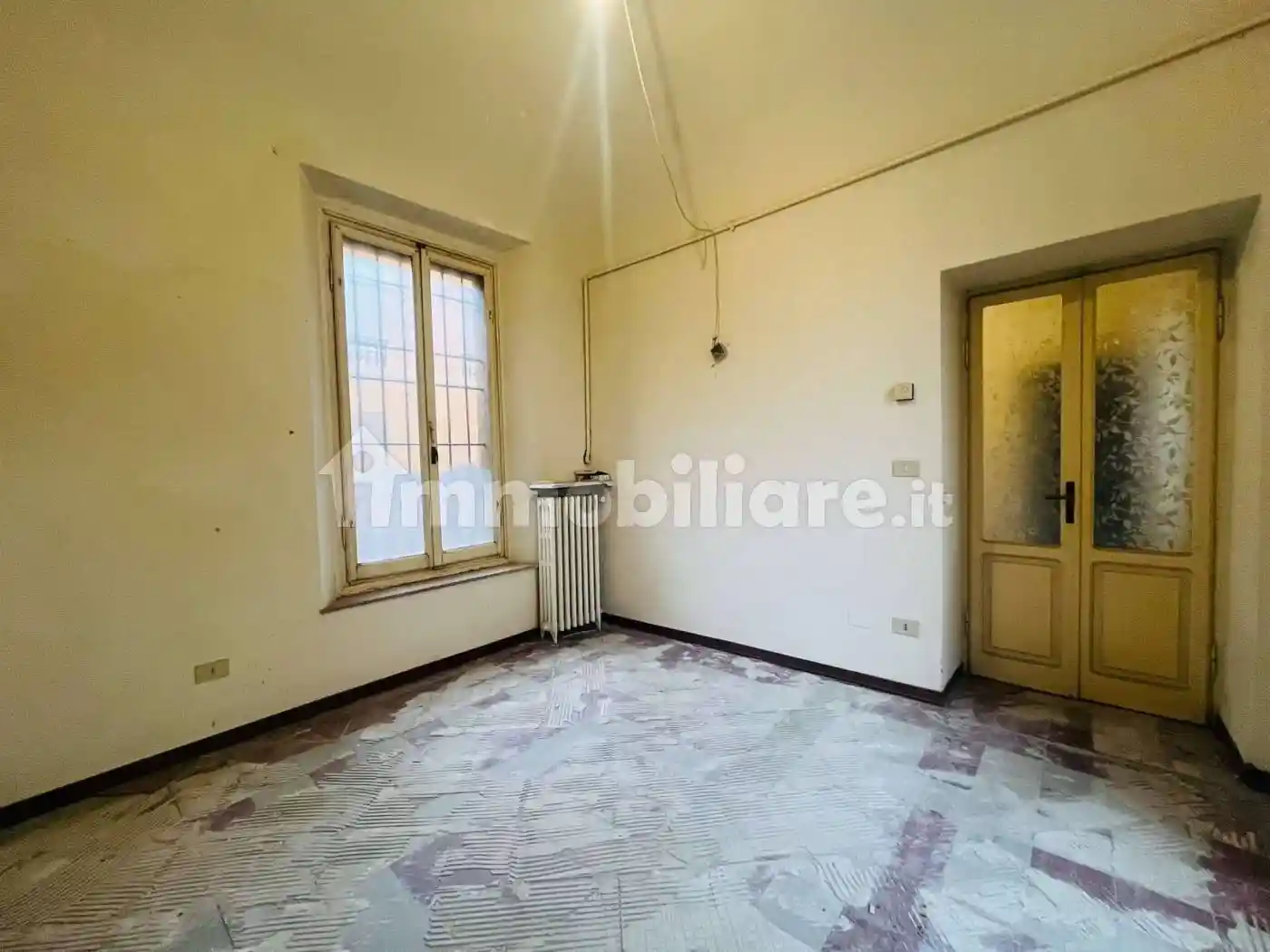 Trilocale piano rialzato, Centro Storico, Piacenza - foto 4