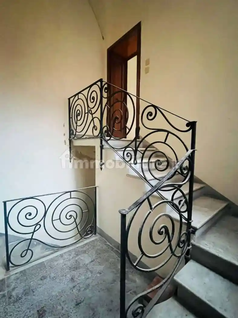 Trilocale piano rialzato, Centro Storico, Piacenza - foto 5