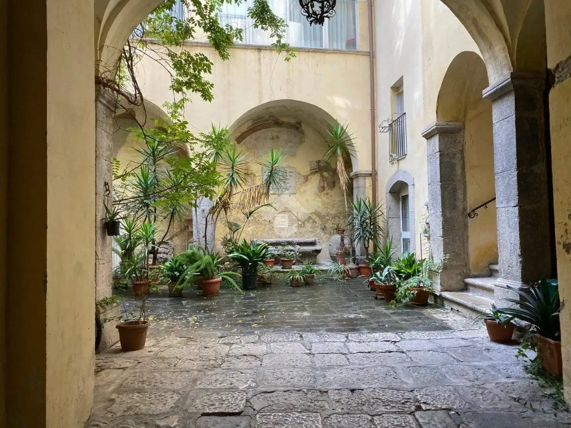 Bilocale via Duomo 22, Centro Storico, Avellino - foto 2