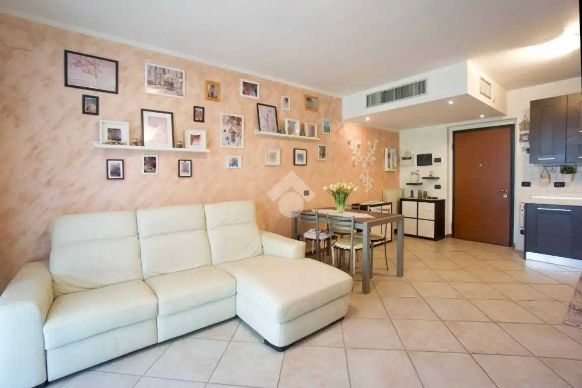 Quadrilocale via Francesco Petrarca 39, Cisliano - foto 4