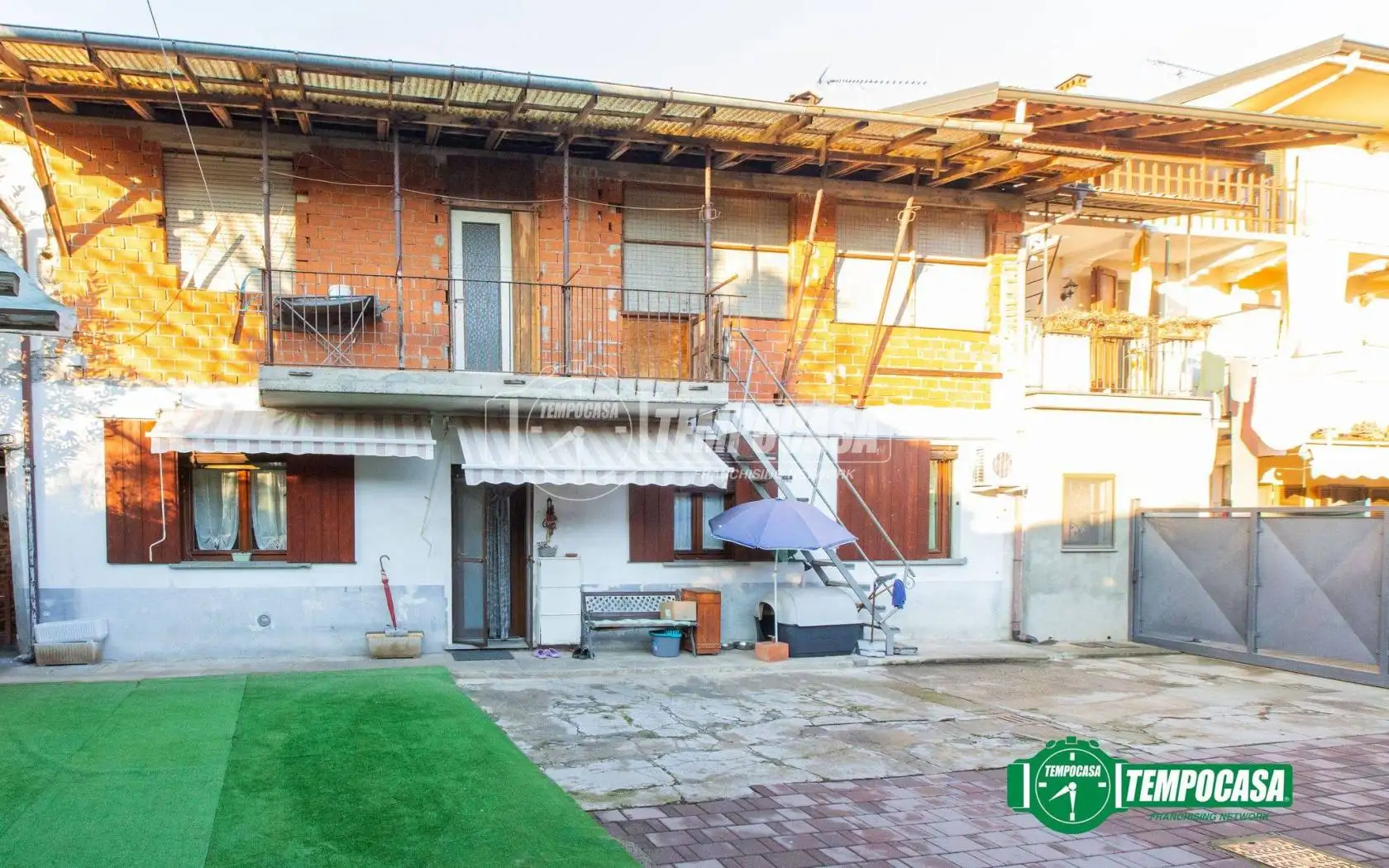 Casa indipendente in vendita a Momo