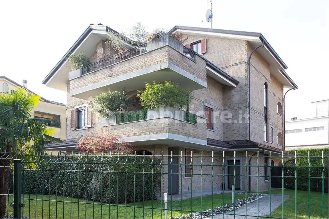 Appartamento in vendita a Cesano Maderno