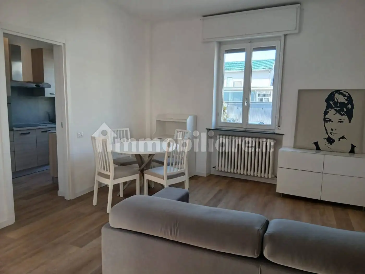 Appartamento in affitto a Locate Varesino