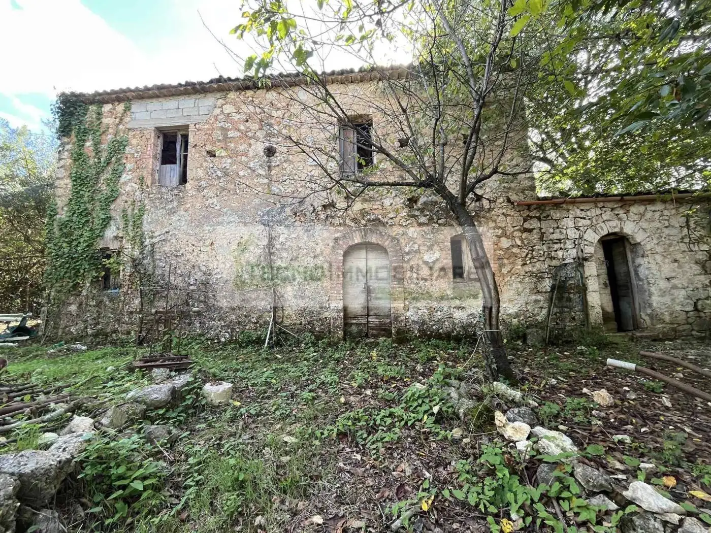 Rustico - Casale in vendita a Pico