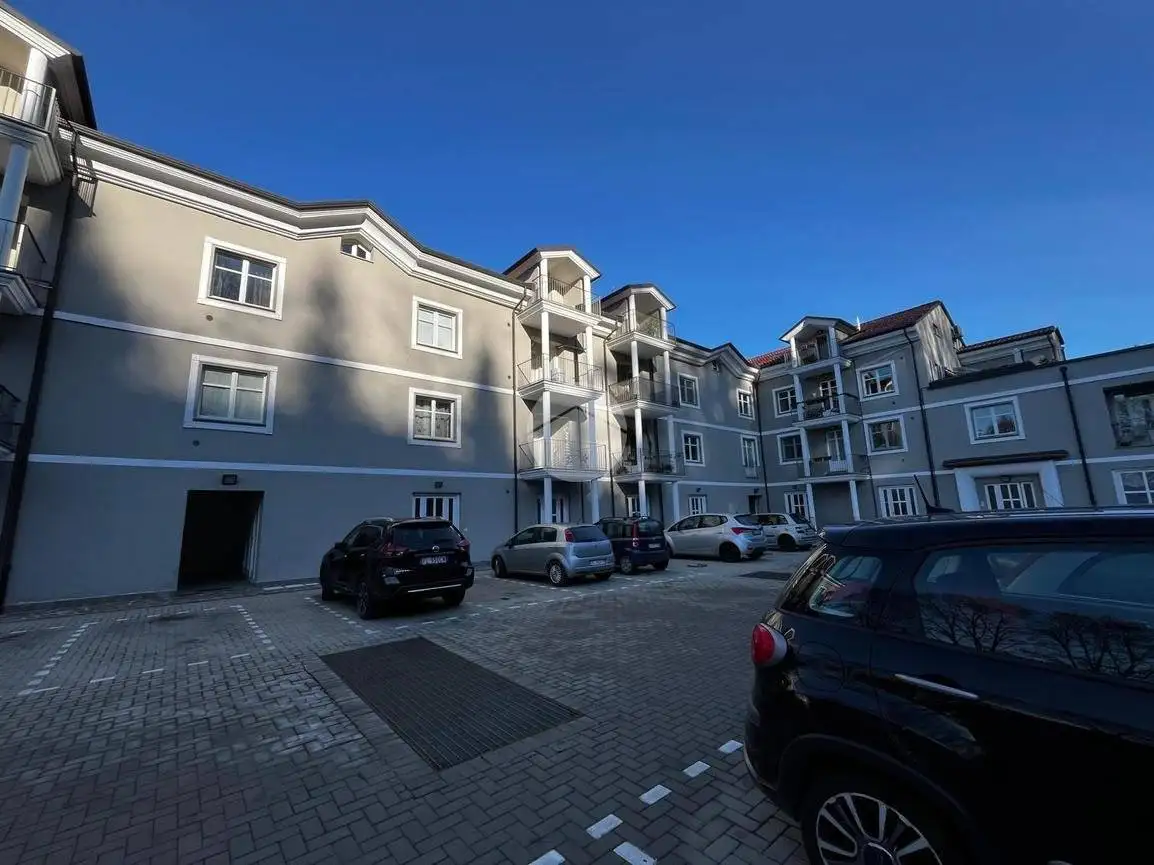 Trilocale Str. San Michele 85, Centro, Bra - foto 2