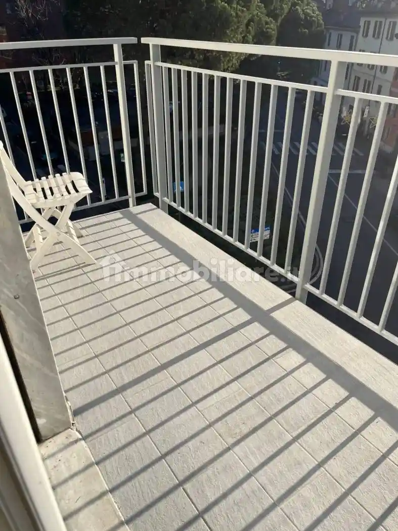 Trilocale via Luigi Dottesio 15, Borghi, Como - foto 5