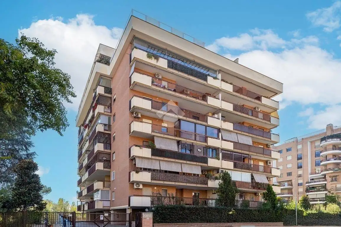 Appartamento in vendita a Roma