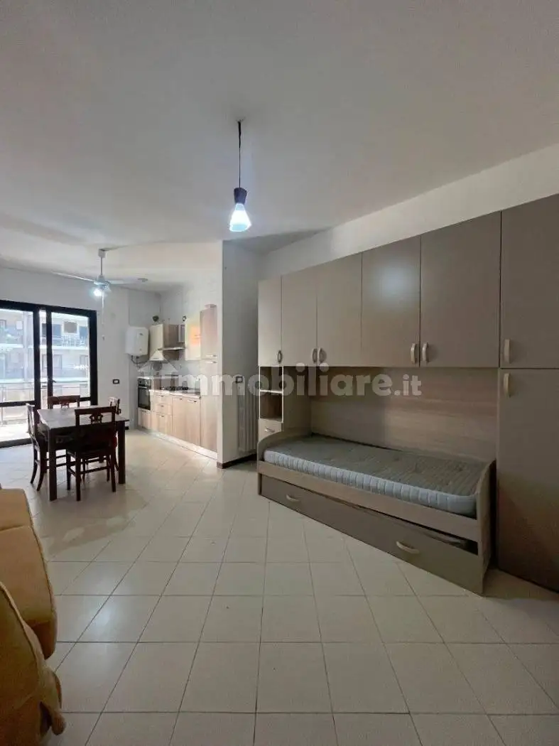 Monolocale viale Claris, Pinetamare, Castel Volturno - foto 3