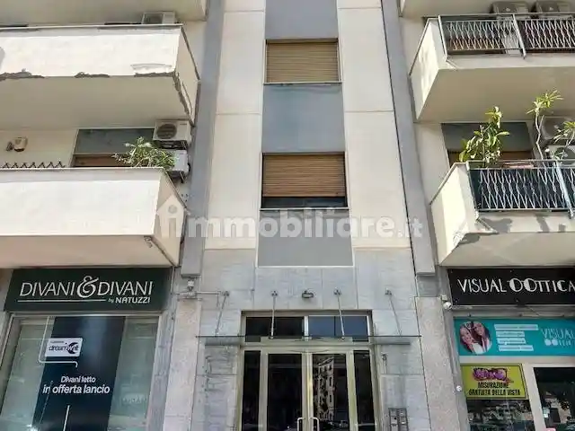 Quadrilocale piazza Francesco Paolo Tosti 3, Malaspina, Palermo - foto 2