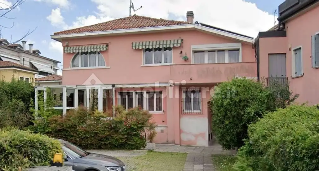 Appartamento in vendita a Padova