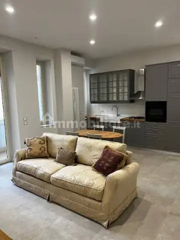 Appartamento in affitto a Napoli