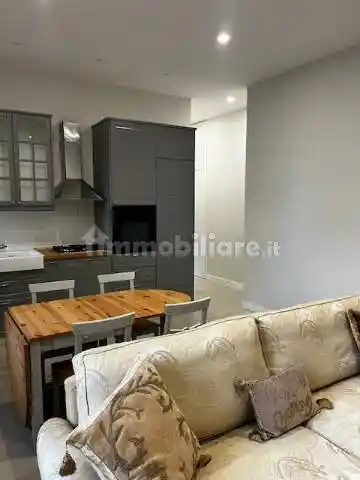 Trilocale via Giosuè Carducci 42, Chiaia, Napoli - foto 3