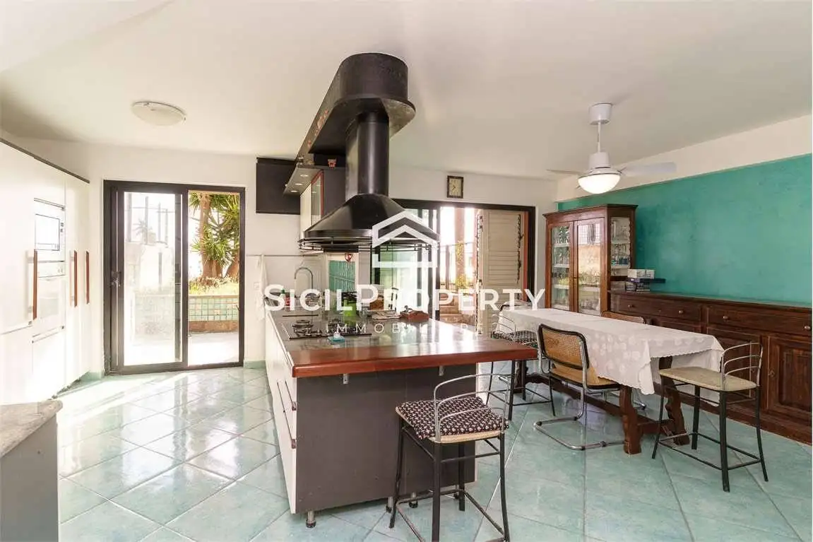 Villa a schiera via Ulisse, 18, Vambolieri I, Aci Catena - foto 4