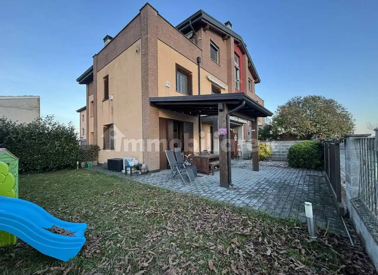 Appartamento in vendita a Sissa Trecasali