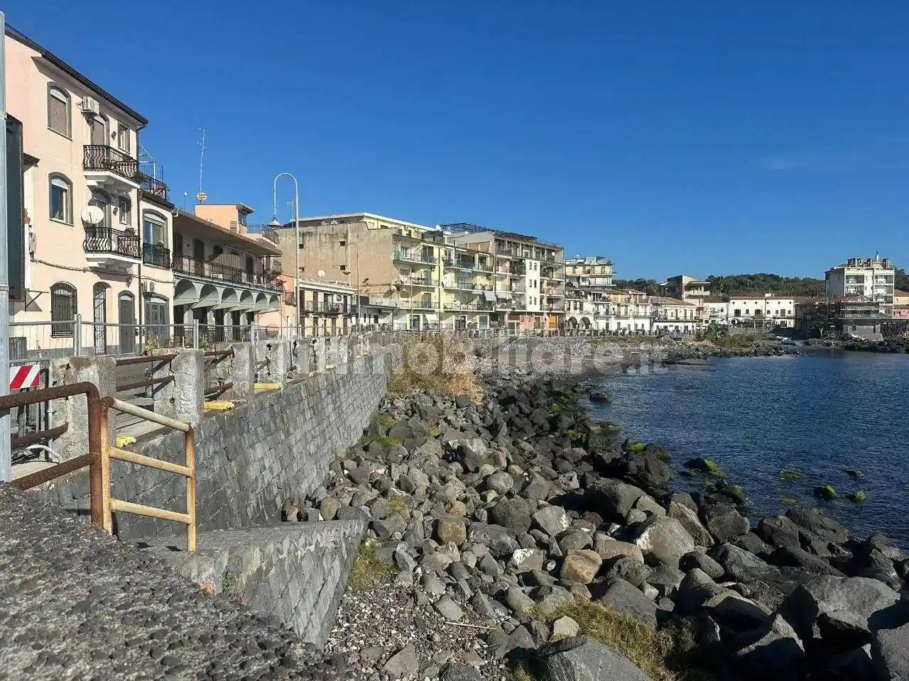 Appartamento in vendita a Acireale