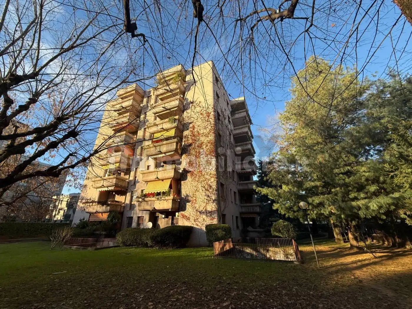 Appartamento in vendita a Monza