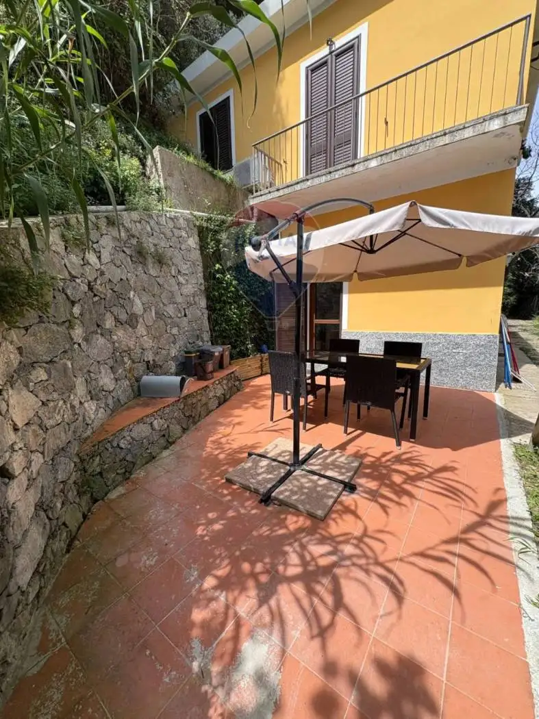 Casa indipendente in vendita a Celle Ligure