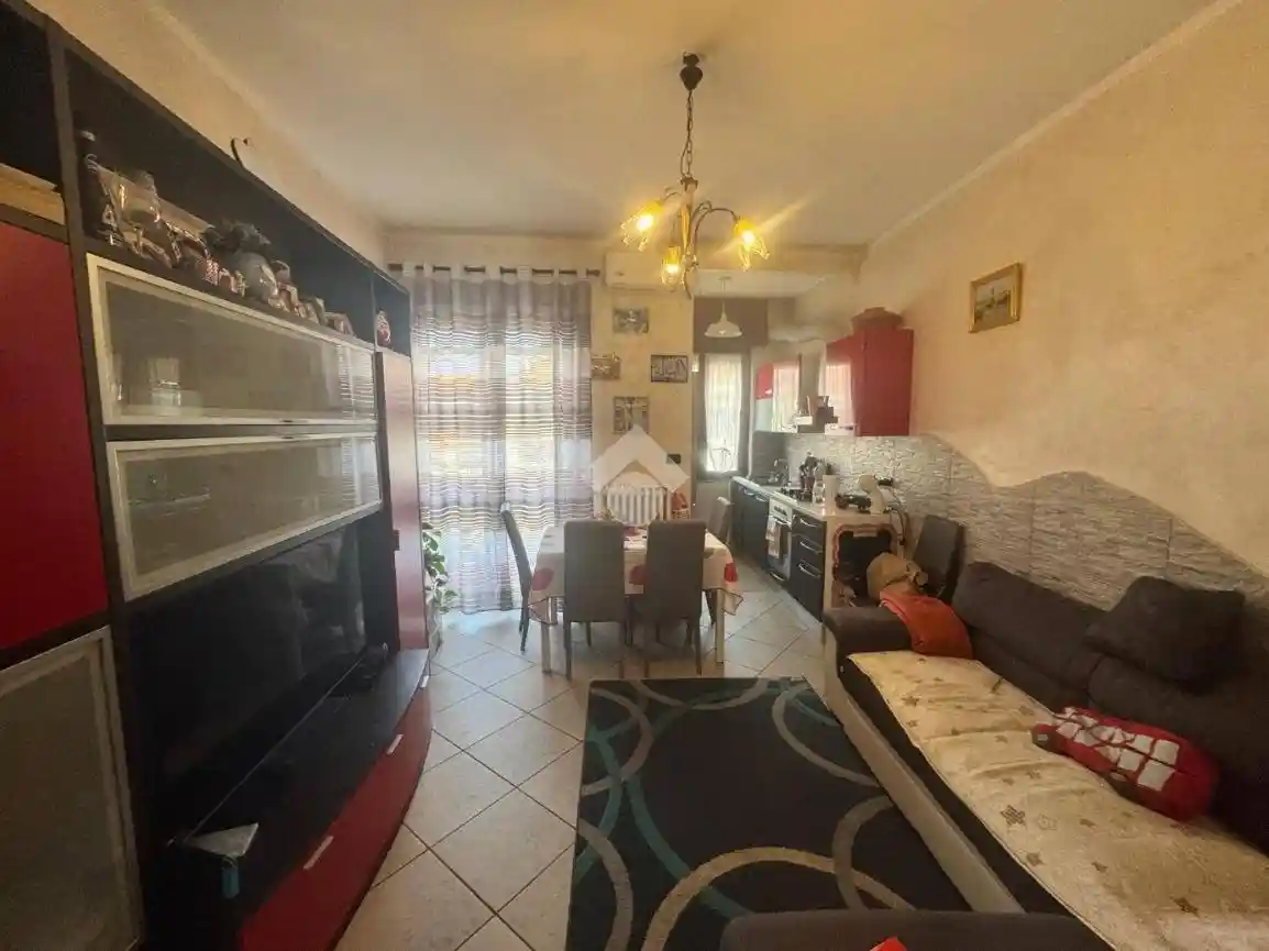 Trilocale via Cappuccini 3, Centro, Chivasso - foto 3