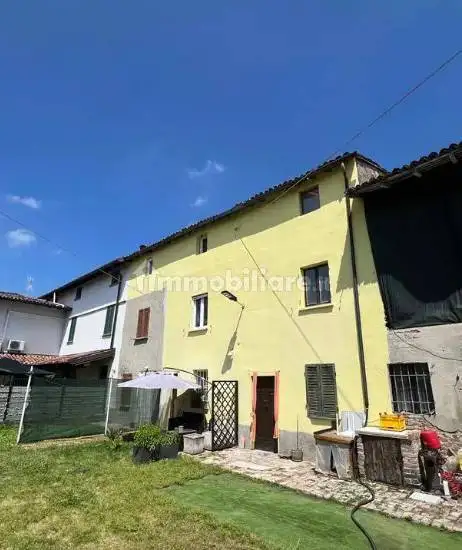 Casa indipendente in asta a Mezzanino