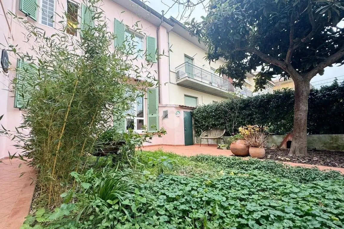 Terratetto plurifamiliare via Giacomo Puccini 201, Centro, Calenzano - foto 4