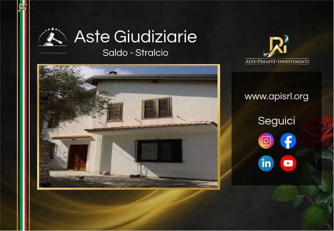 Villetta a schiera in asta a Capo d'Orlando
