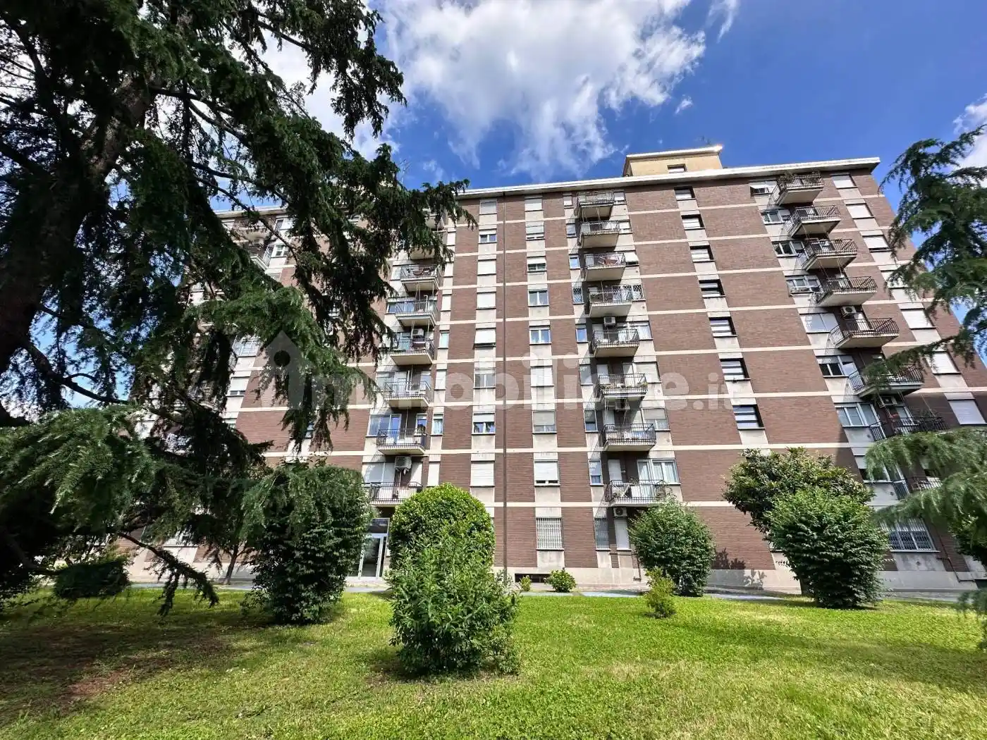 Trilocale via Lucio Giunio Columella 20, Precotto, Milano - foto 2