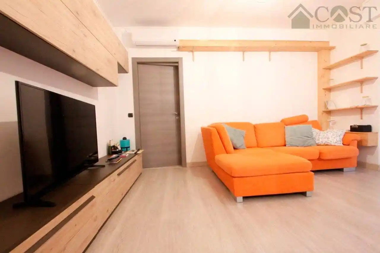 Trilocale via delle pietre  11, Borgo Roma, Verona - foto 4