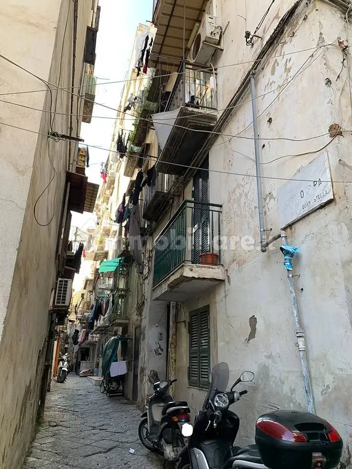 Appartamento in asta a Napoli