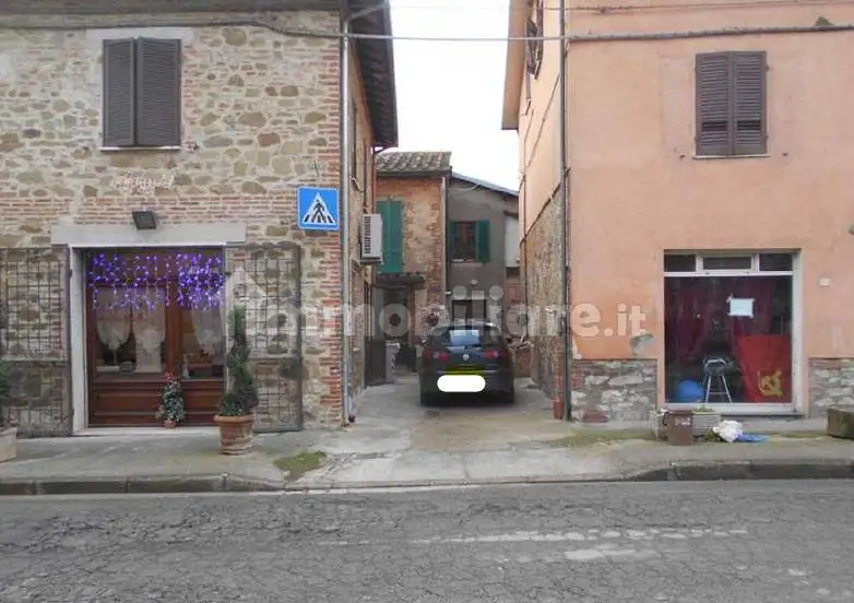 Appartamento in asta a Castiglione del Lago