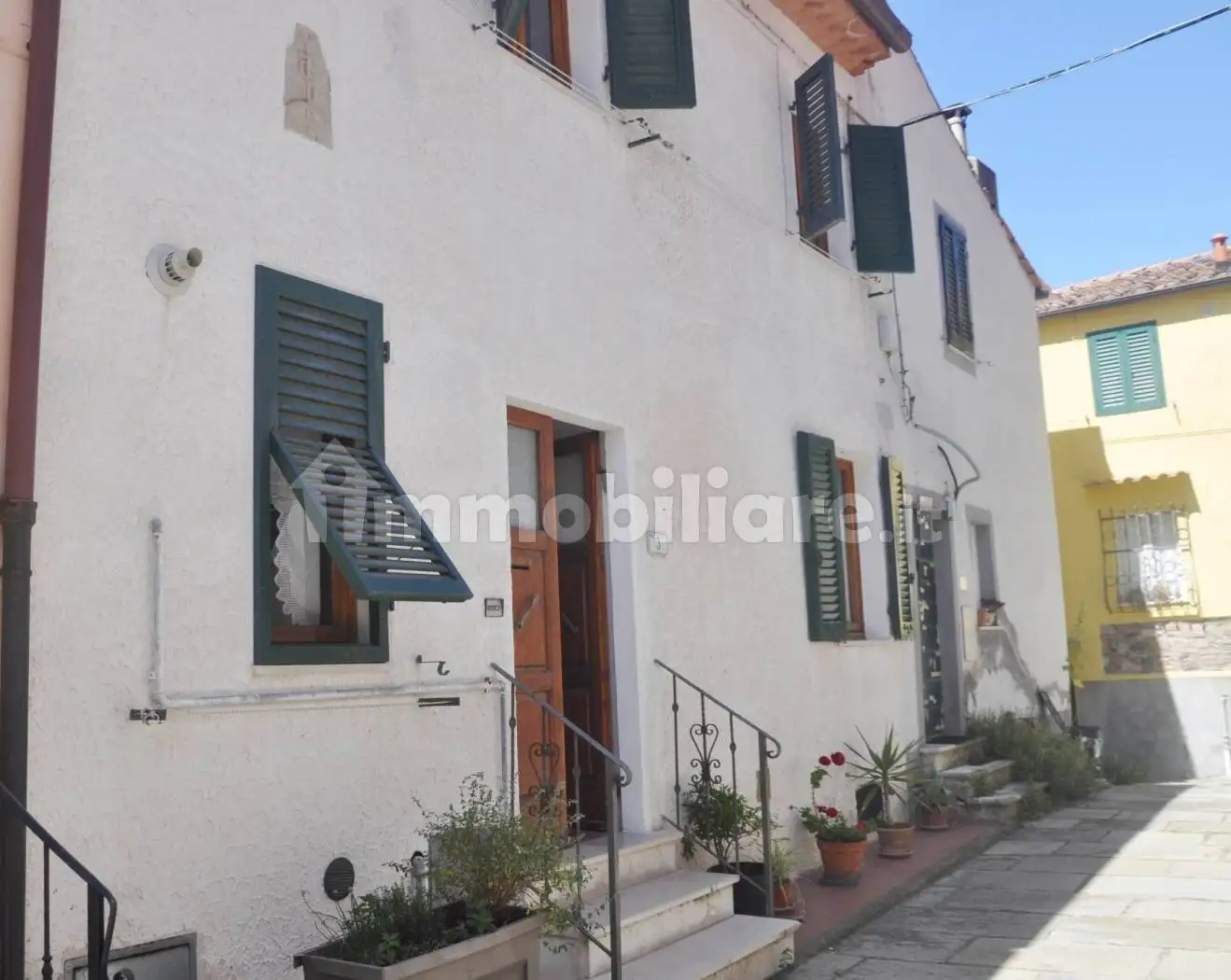 Appartamento in vendita a Castellina Marittima