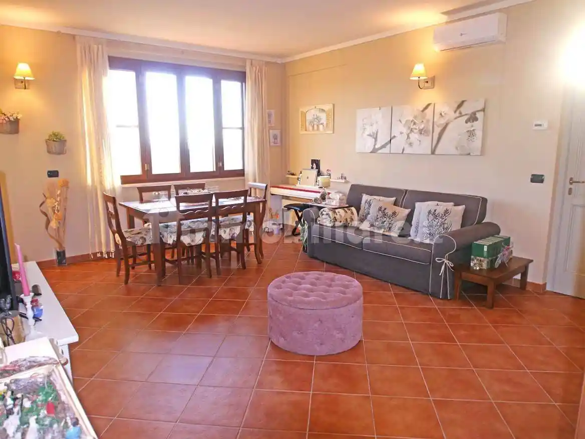 Quadrilocale ottimo stato, Centro, Castelnuovo Berardenga - foto 2