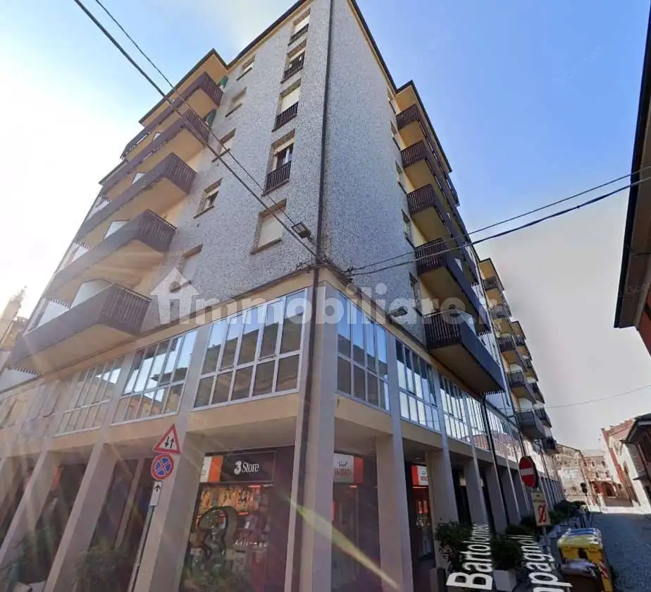 Appartamento via Bartolomeo Campagnoli, 2, Cento Paese, Cento - foto 4