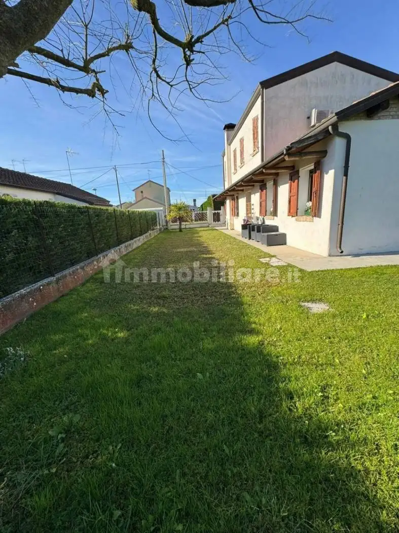 Villa in vendita a Porto Tolle