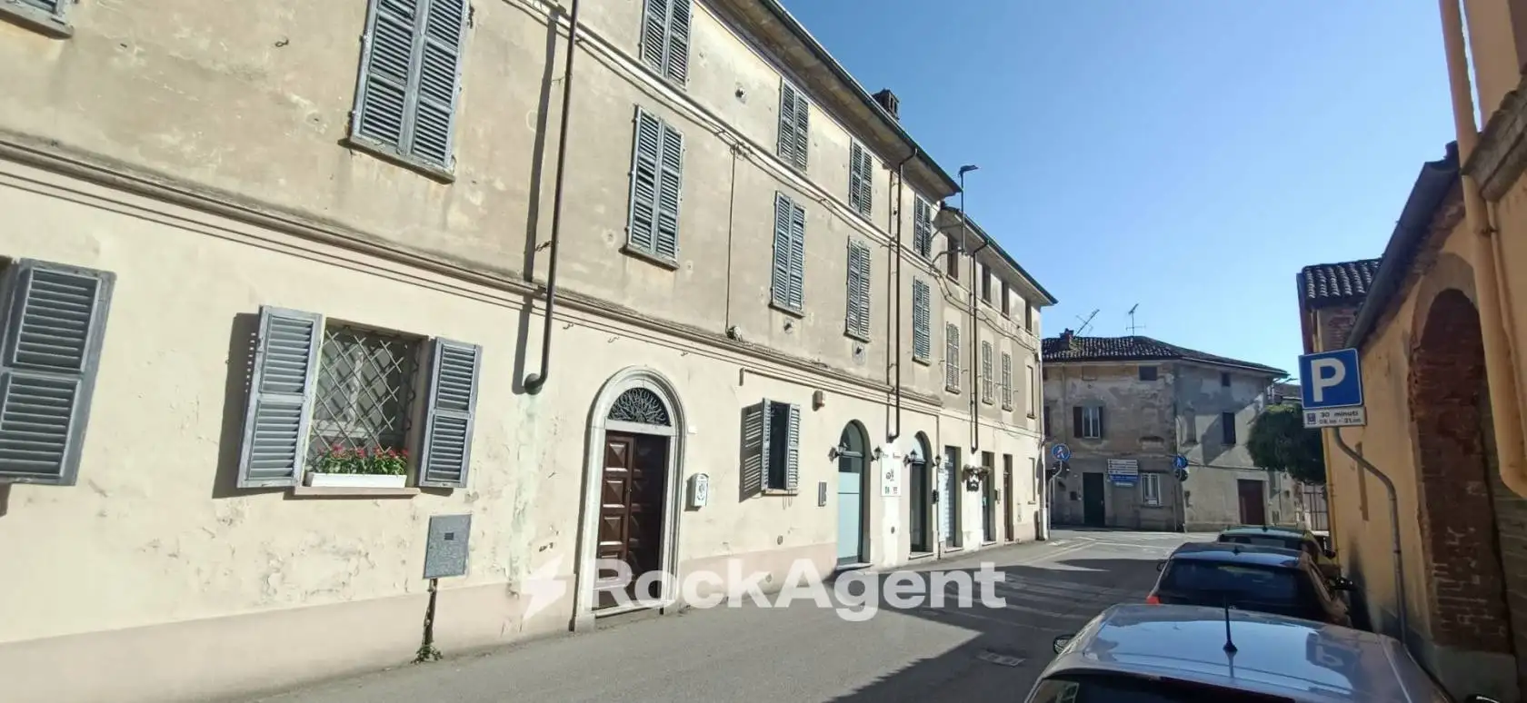 Palazzo - Edificio in vendita a Sartirana Lomellina