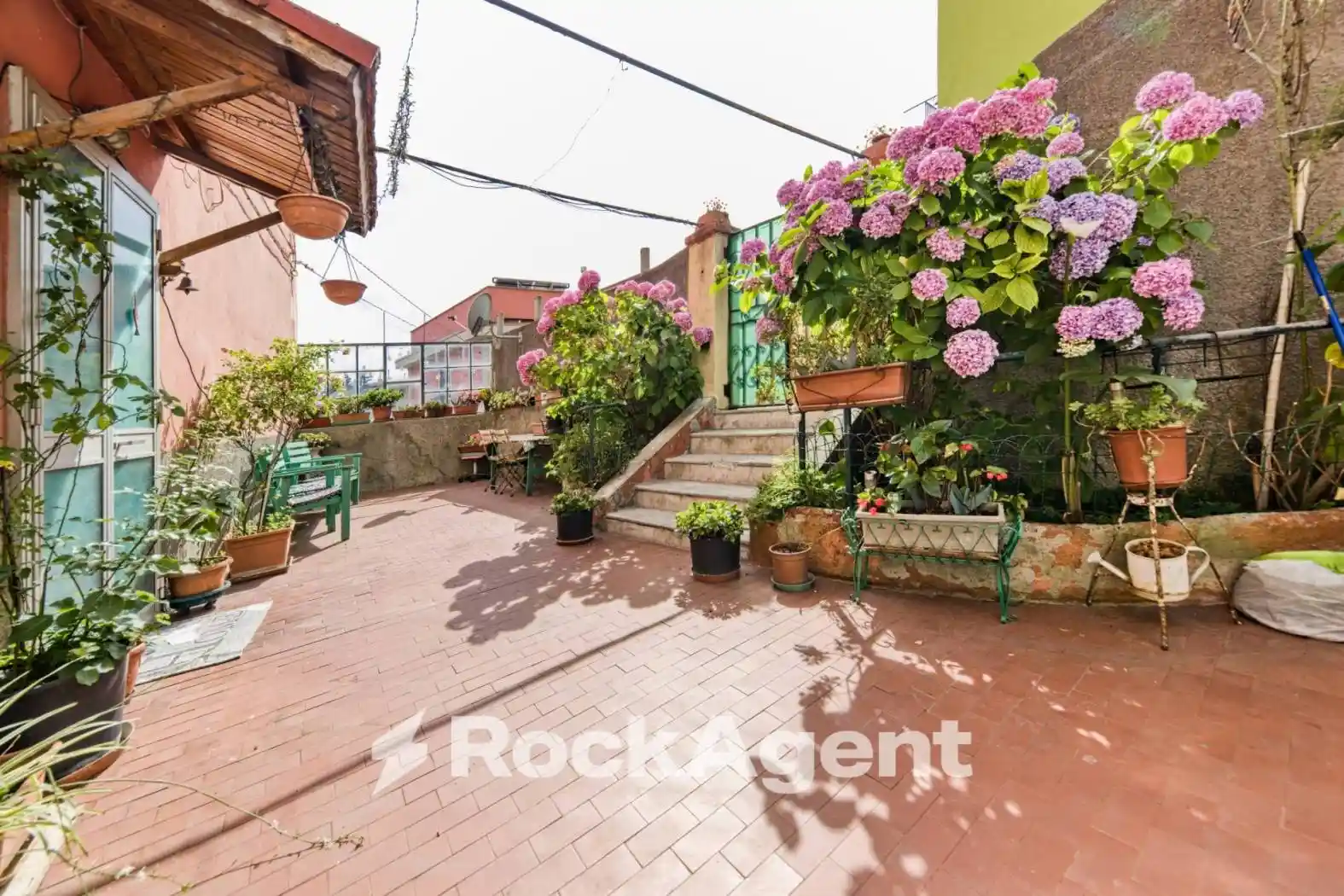 Quadrilocale via Antonietta Massuccone Mazzini, 20, Bolzaneto, Genova - foto 3