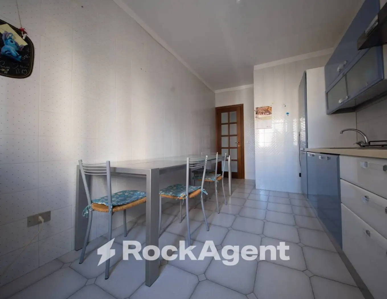 Quadrilocale via Budapest, 10, Porcellana, Sassari - foto 4