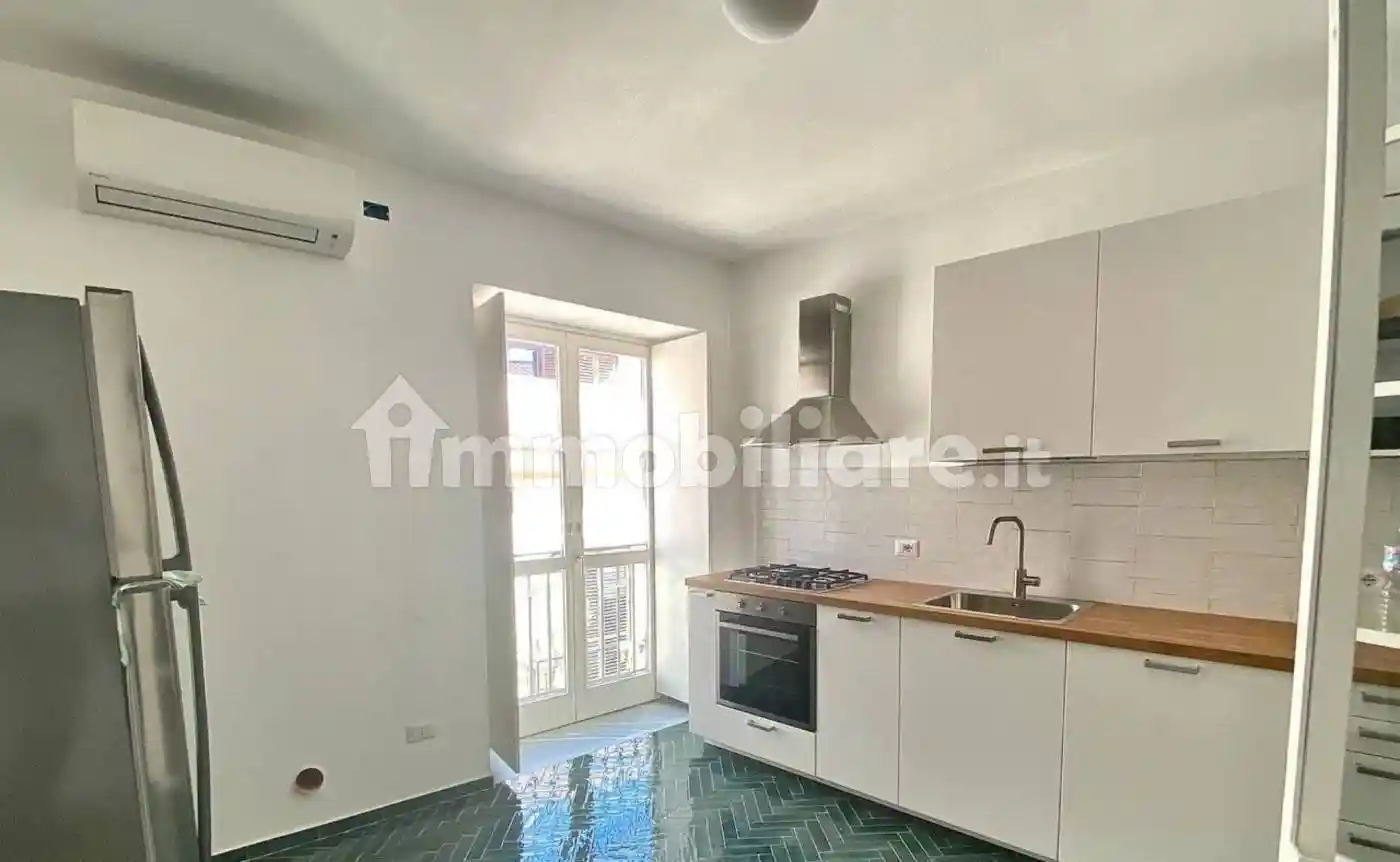 Quadrilocale via Porta di Castro, Cassaro, Palermo - foto 3